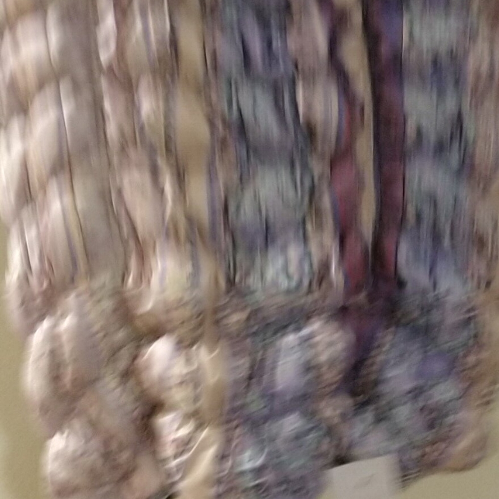 Charlie Jade Vest - Picture 3 of 4